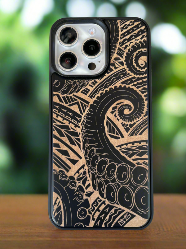 Octopus Tentacles White Wood Case (iPhone)