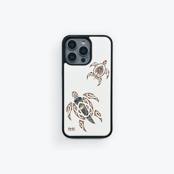 Hawaiian Sea Turtle (Honu) Rainbow Seashell White Wood Case