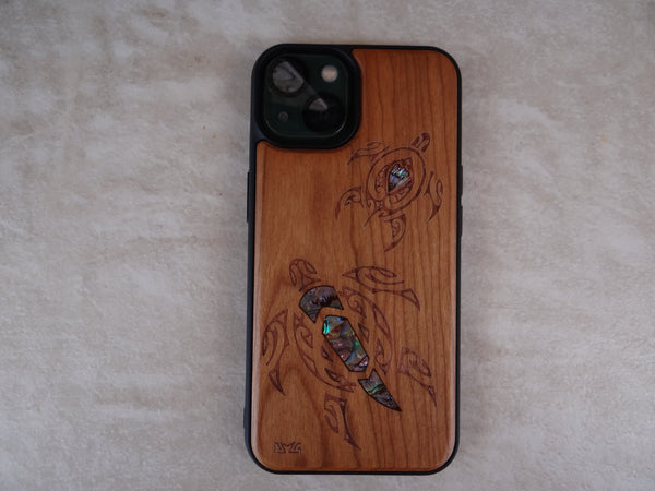 Hawaiian Sea Turtle (Honu) Rainbow Seashell Wood Case