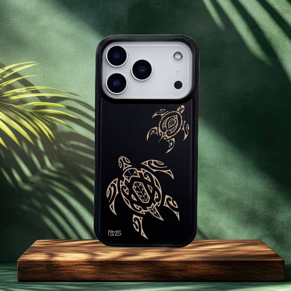 Hawaiian Sea Turtle iPhone Wood Case Black
