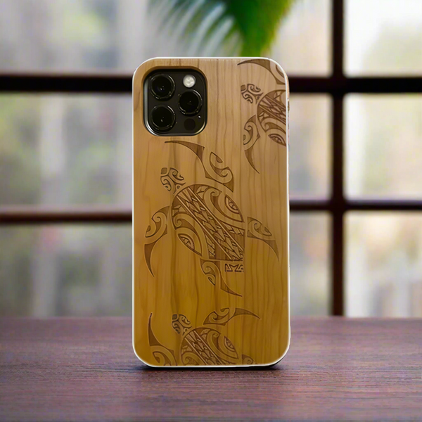 Tribal Honu Cherry Wood Case (iPhone)